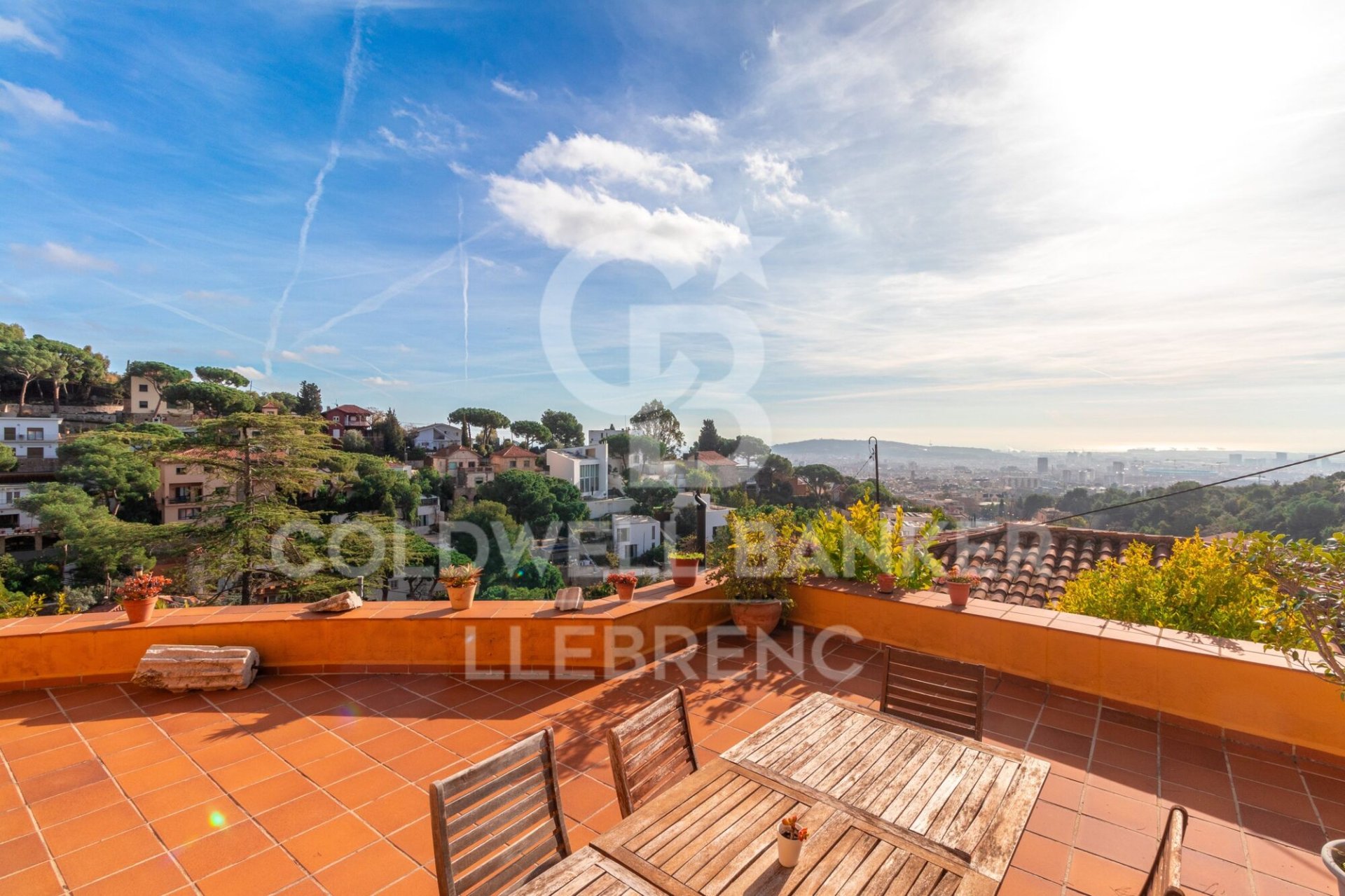 House à Barcelona, Espagne 6 chambres, 260 m2 No. 157082