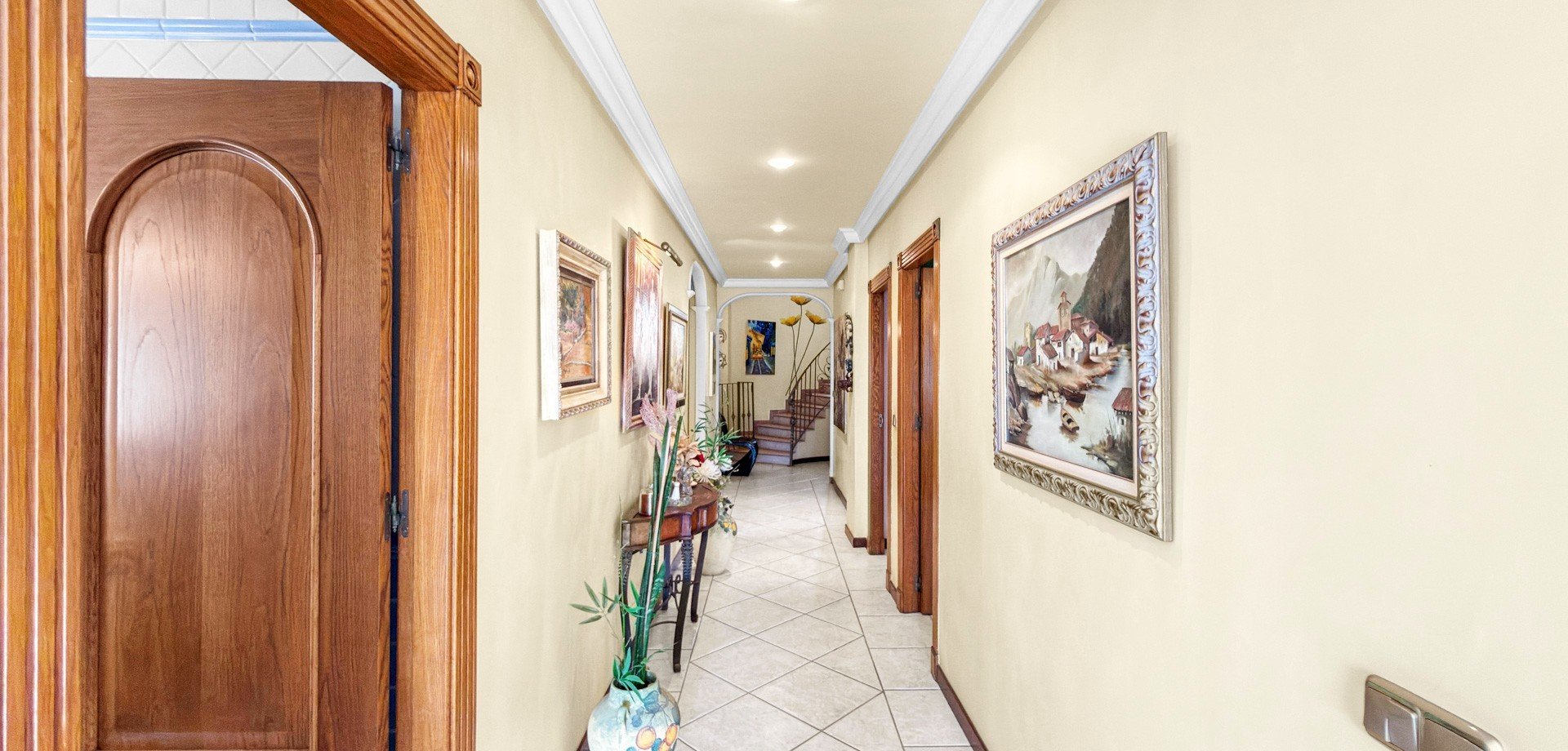 Villa à Torrevieja, Alicante, Espagne 5 chambres, 440 m2 No. 163136