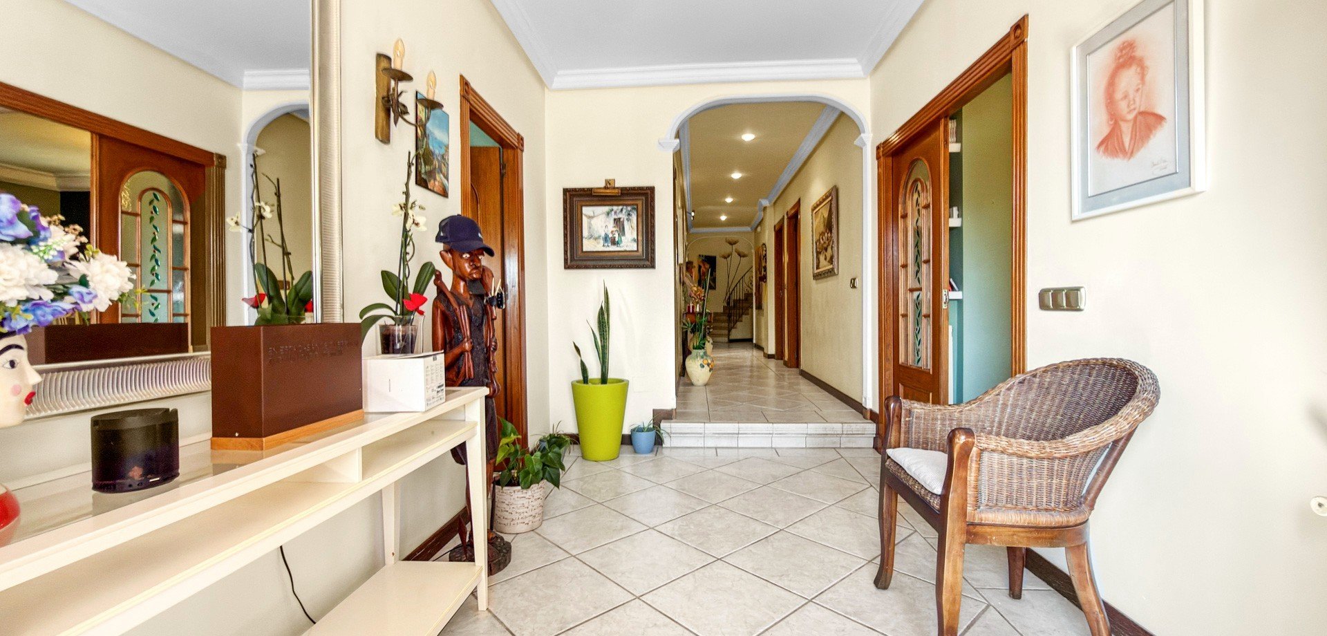Villa à Torrevieja, Alicante, Espagne 5 chambres, 440 m2 No. 163136