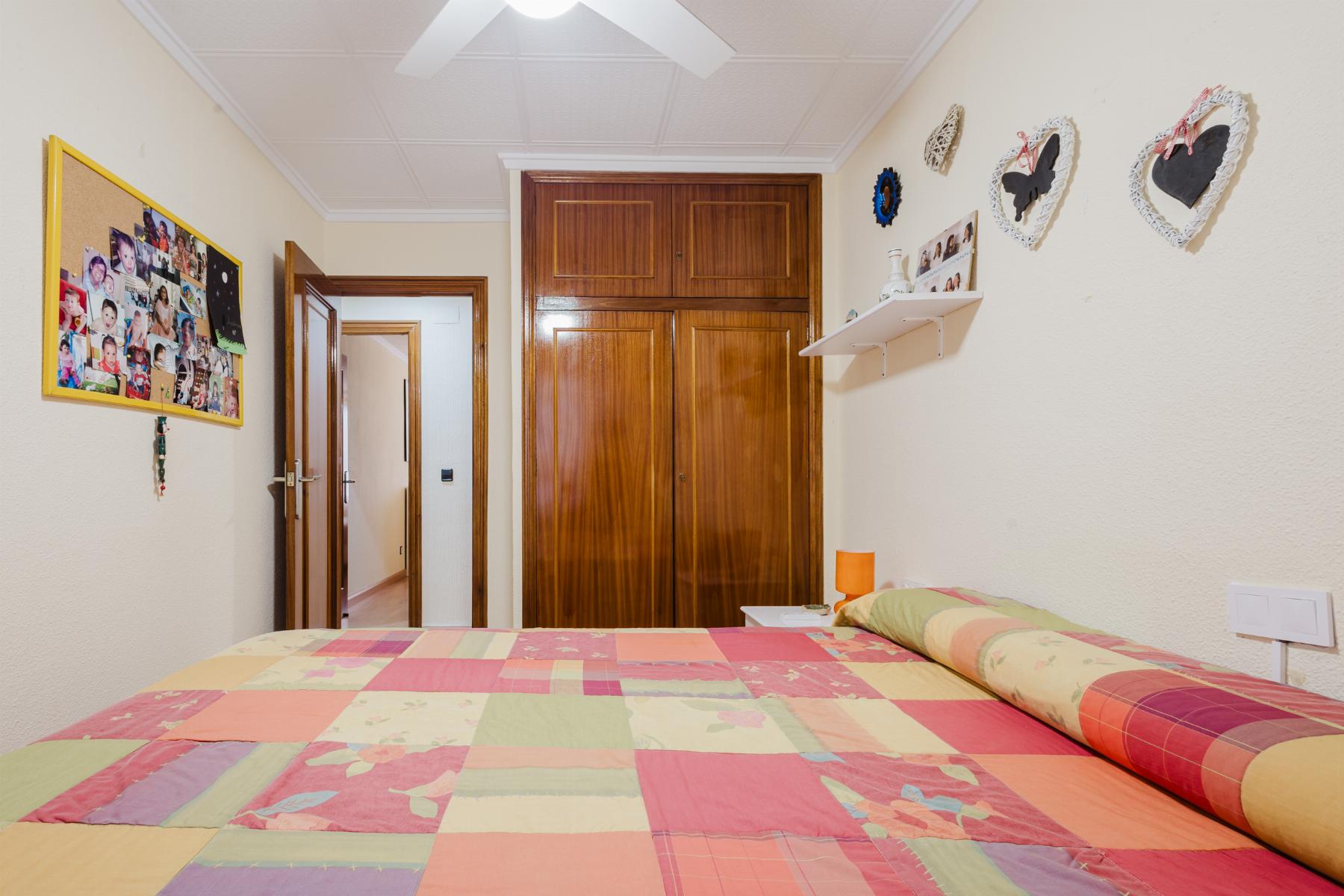 Appartamento a Torrevieja, Alicante, Spagna 3 camere da letto, 100 mq. N° 163133
