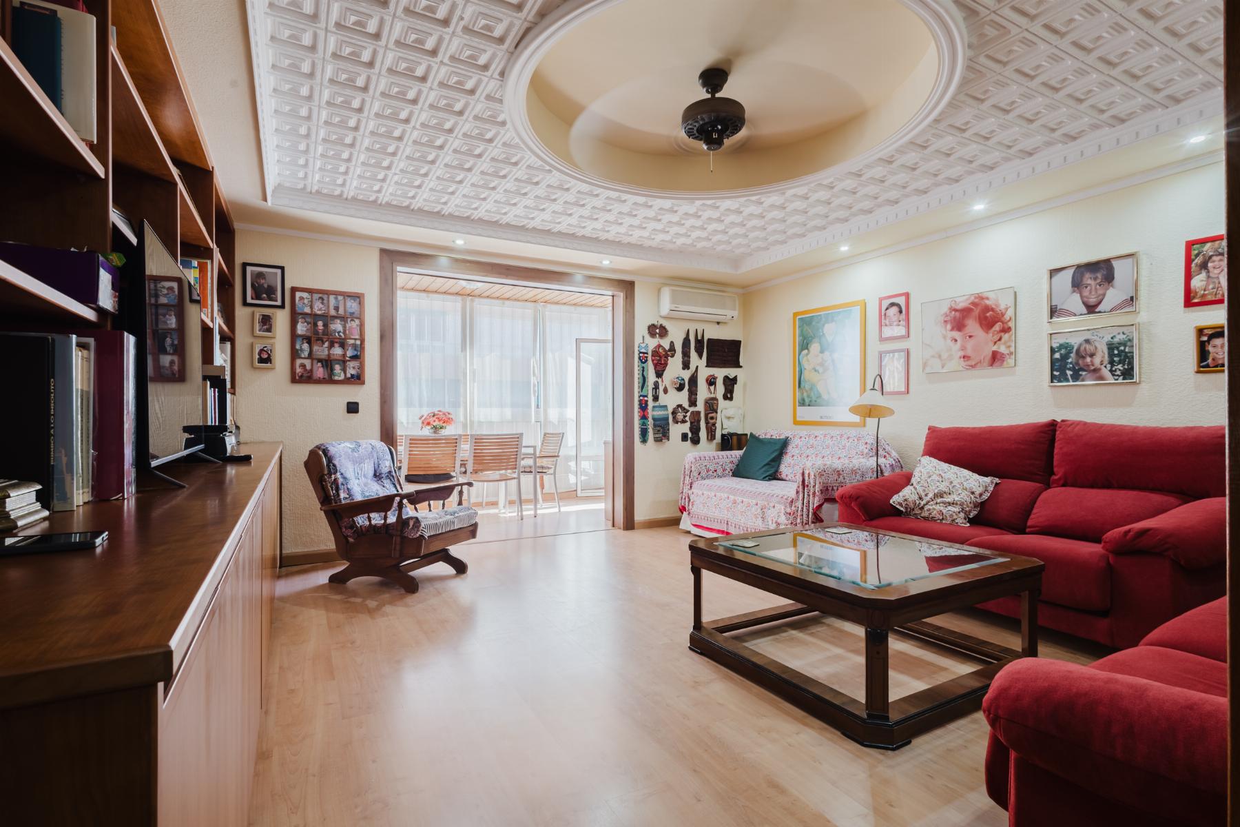 Appartamento a Torrevieja, Alicante, Spagna 3 camere da letto, 100 mq. N° 163133