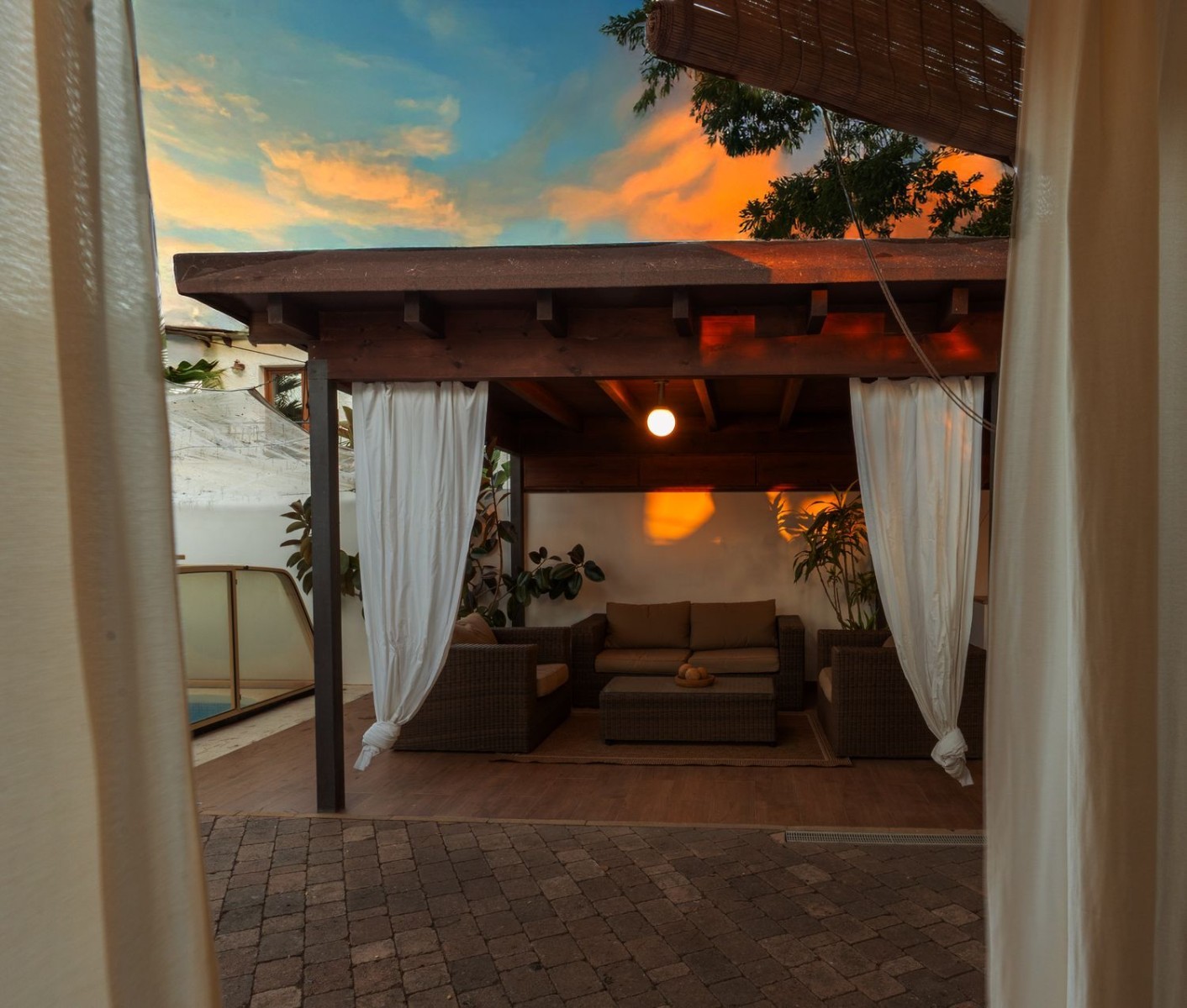 Villa in Punta Prima, Alicante, Spain 4 bedrooms, 144 sq.m. No. 180593