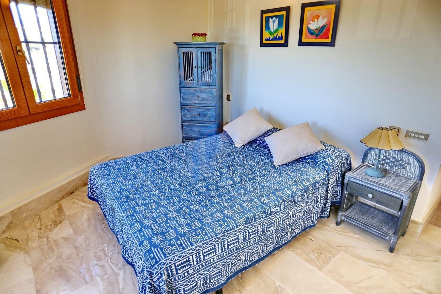 Villa in Guardamar del Segura, Alicante, Spain 5 bedrooms, 261 sq.m. No. 180595