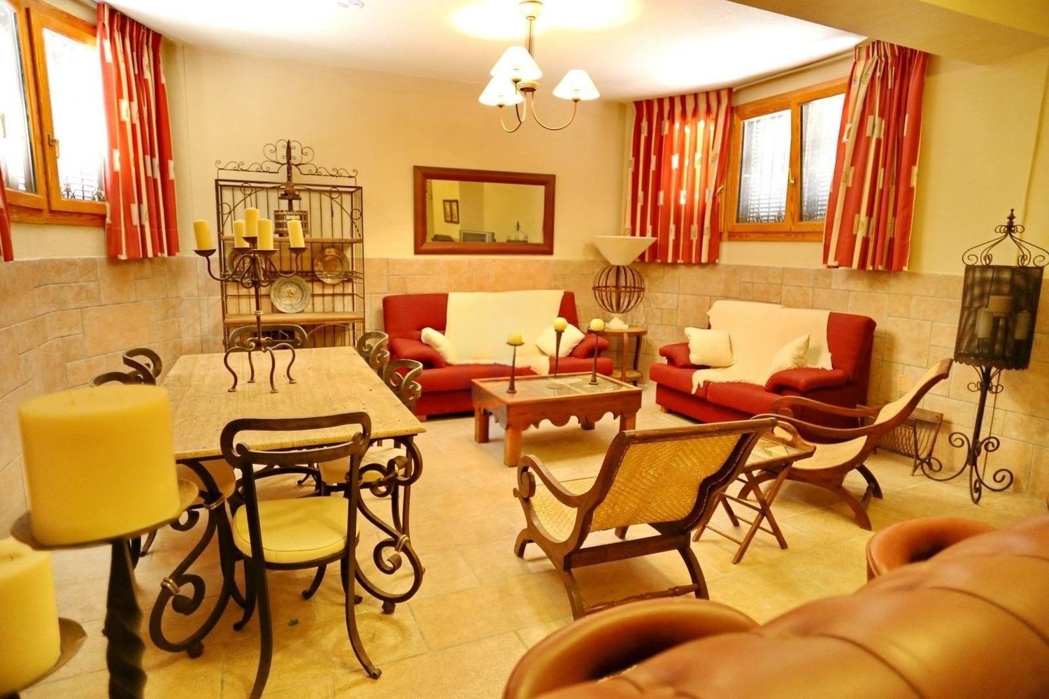 Villa in Guardamar del Segura, Alicante, Spain 5 bedrooms, 261 sq.m. No. 180595