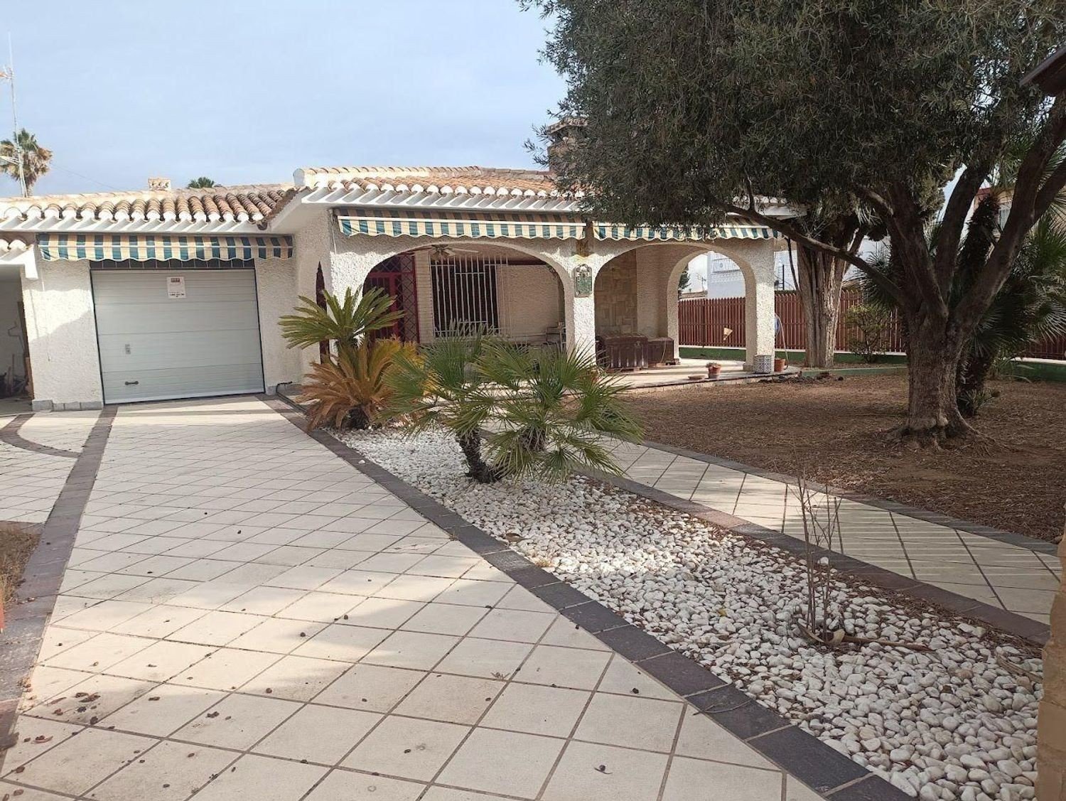 Villa à Alicante, Espagne 4 chambres, 212 m2 No. 180596