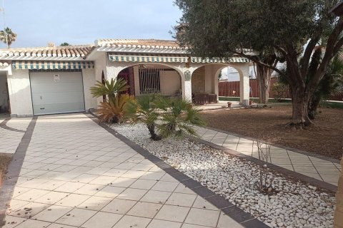 Villa a Alicante, Spagna 4 camere da letto, 212 mq. N° 180596