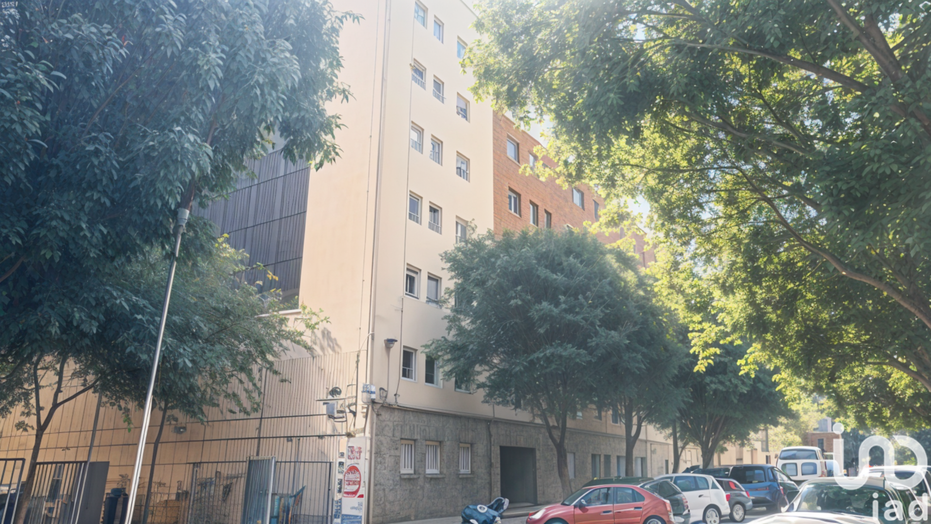 Apartamento en Barcelona, España 4 dormitorios, 89 m2 No. 153936