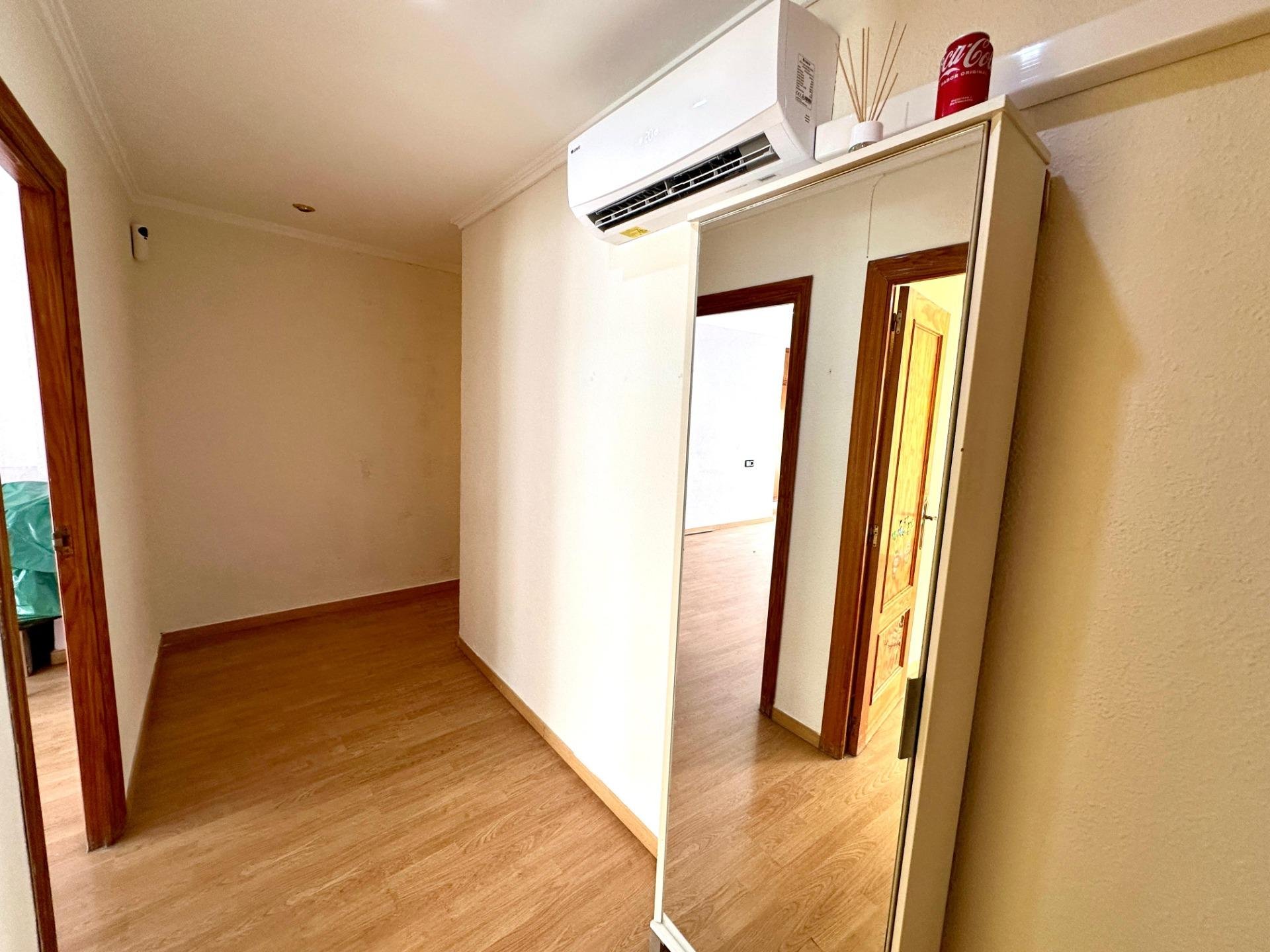 Huoneisto Alicante, Espanja 99 m2 No. 183068