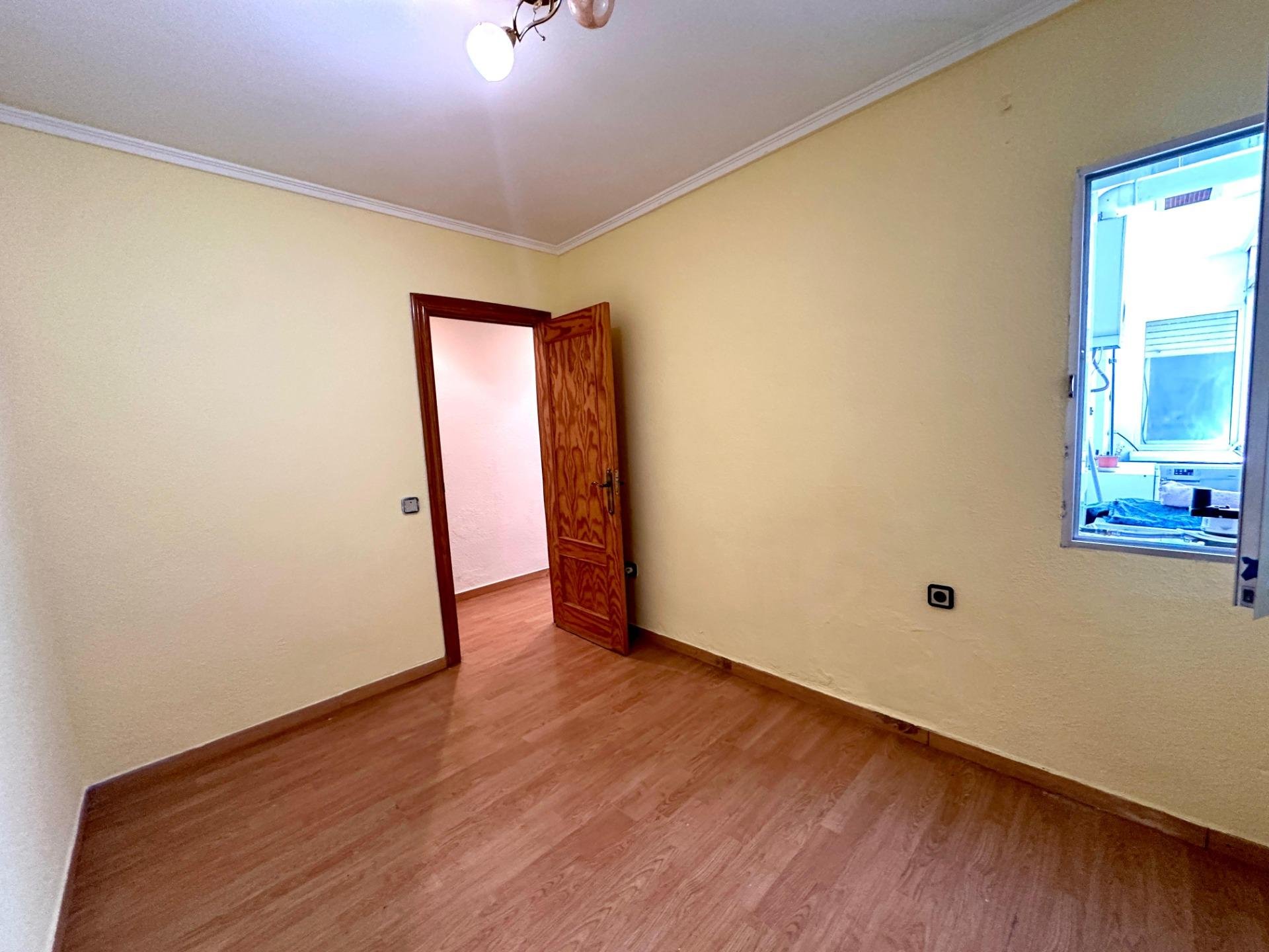 Huoneisto Alicante, Espanja 99 m2 No. 183068