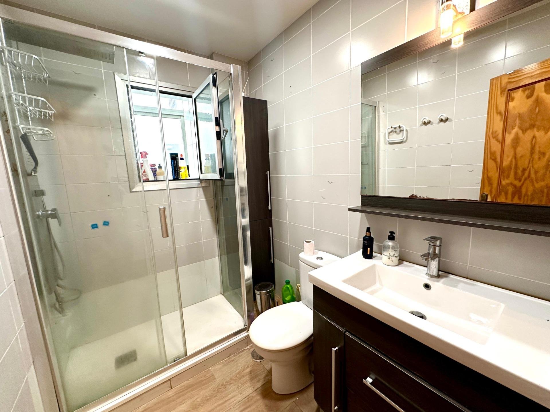 Huoneisto Alicante, Espanja 99 m2 No. 183068