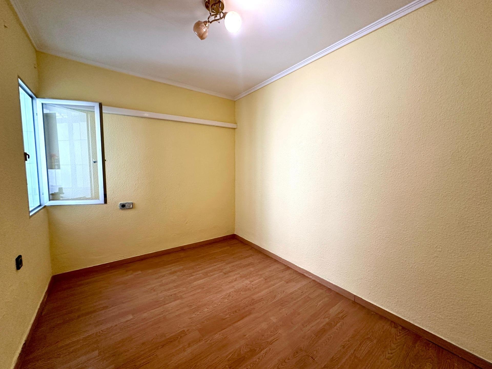 Huoneisto Alicante, Espanja 99 m2 No. 183068