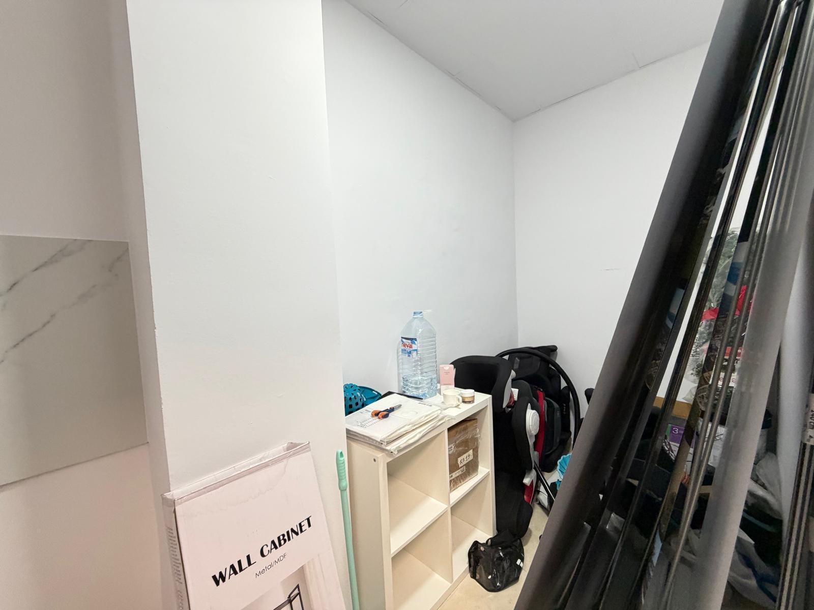 Propiedad comercial en Torrevieja, Alicante, España 121 m2 No. 183072