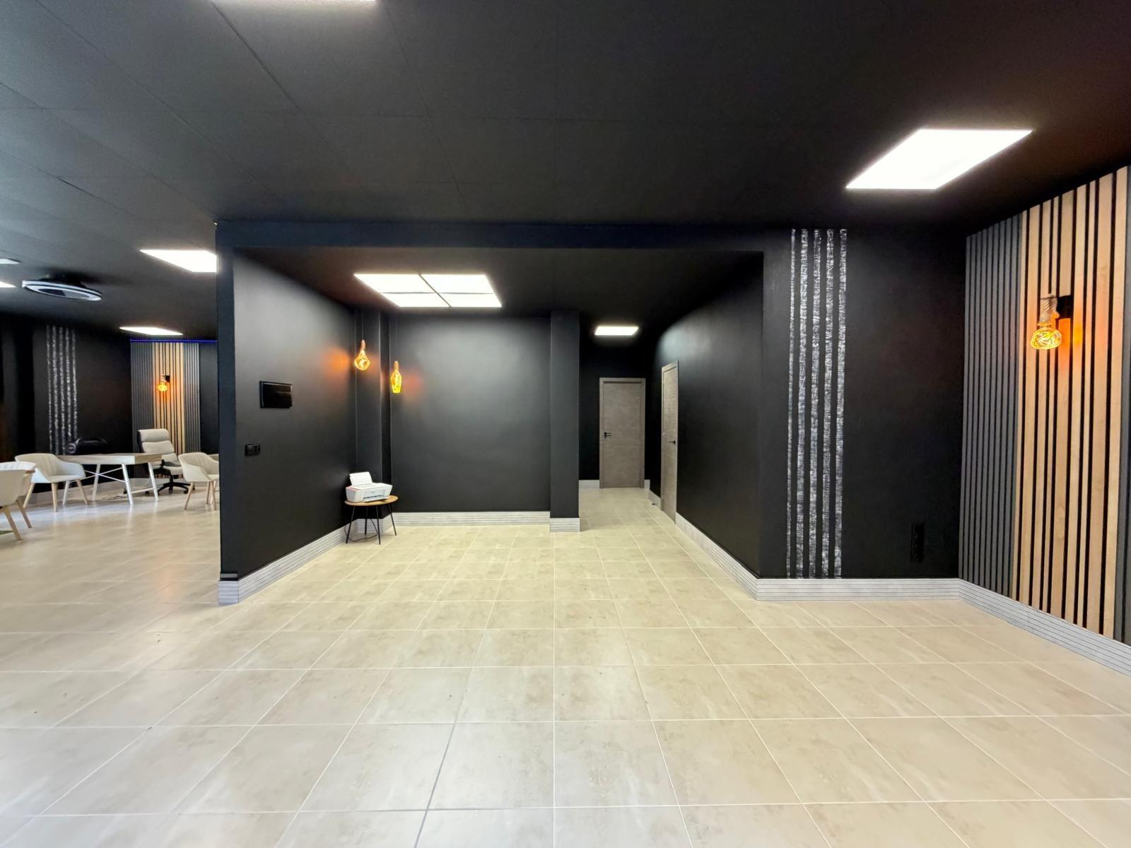 Propiedad comercial en Torrevieja, Alicante, España 121 m2 No. 183072
