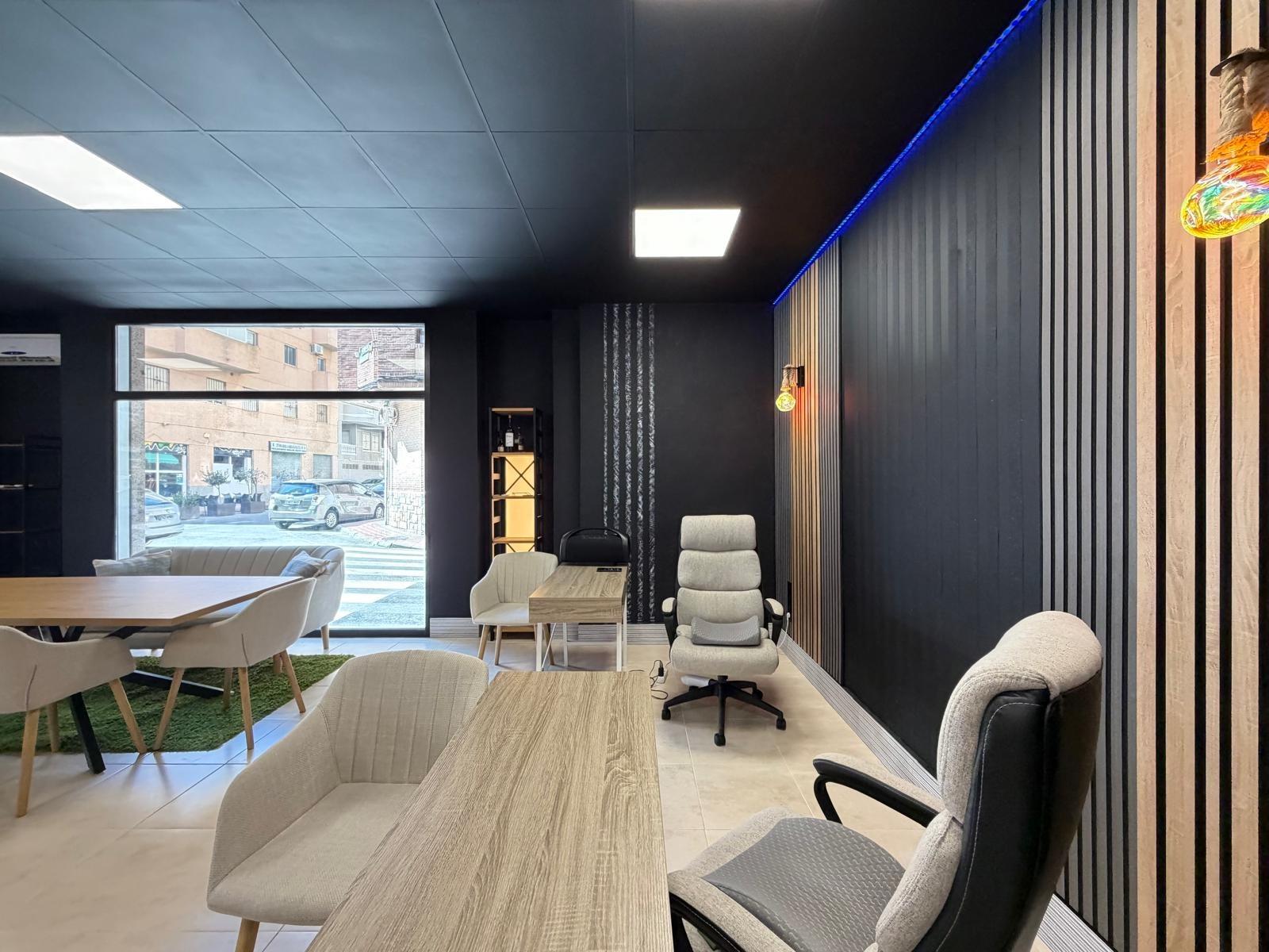 Propiedad comercial en Torrevieja, Alicante, España 121 m2 No. 183072