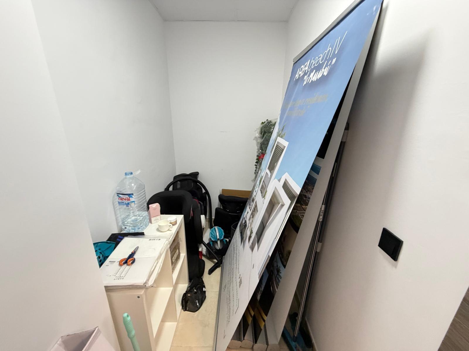 Propiedad comercial en Torrevieja, Alicante, España 121 m2 No. 183072