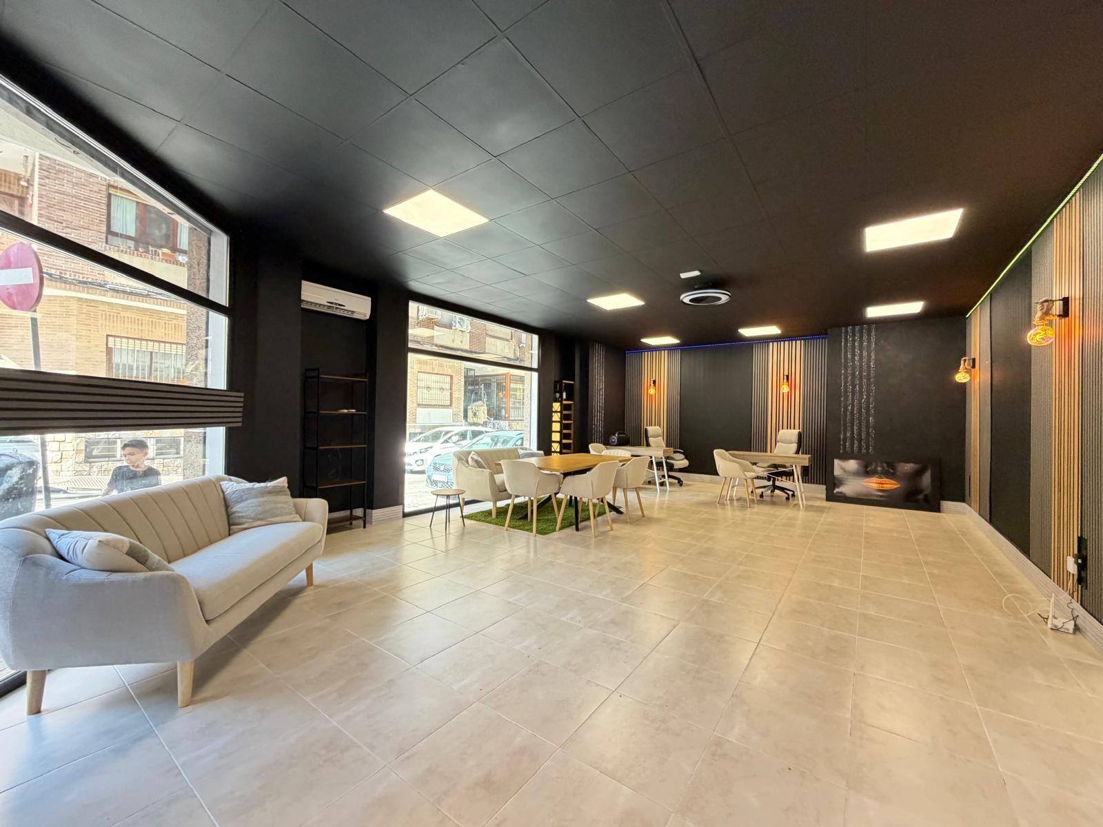 Propiedad comercial en Torrevieja, Alicante, España 121 m2 No. 183072