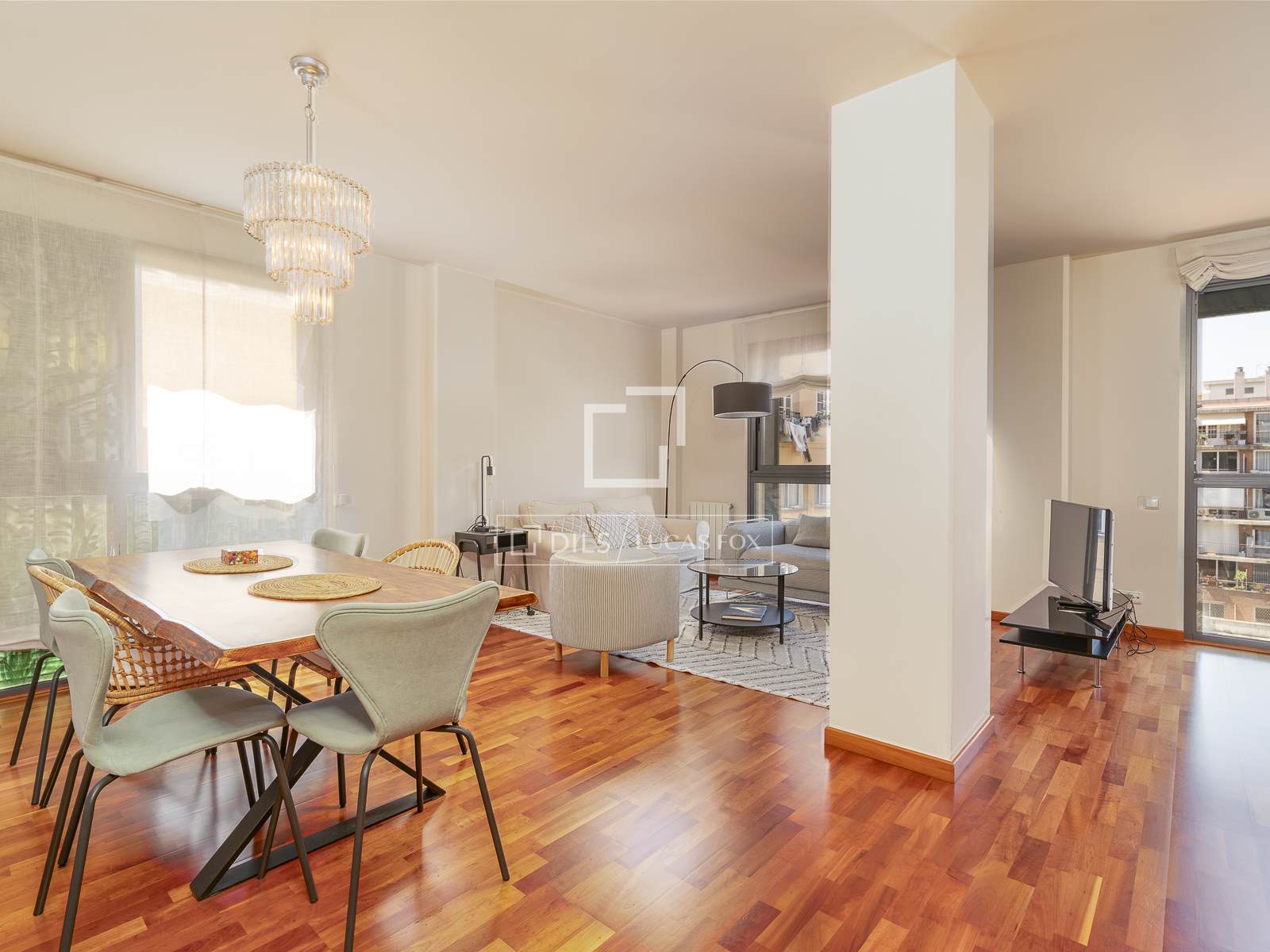 Dzīvoklis Barcelona, Spānijā 2 istabas, 105 m2 Nr. 192653