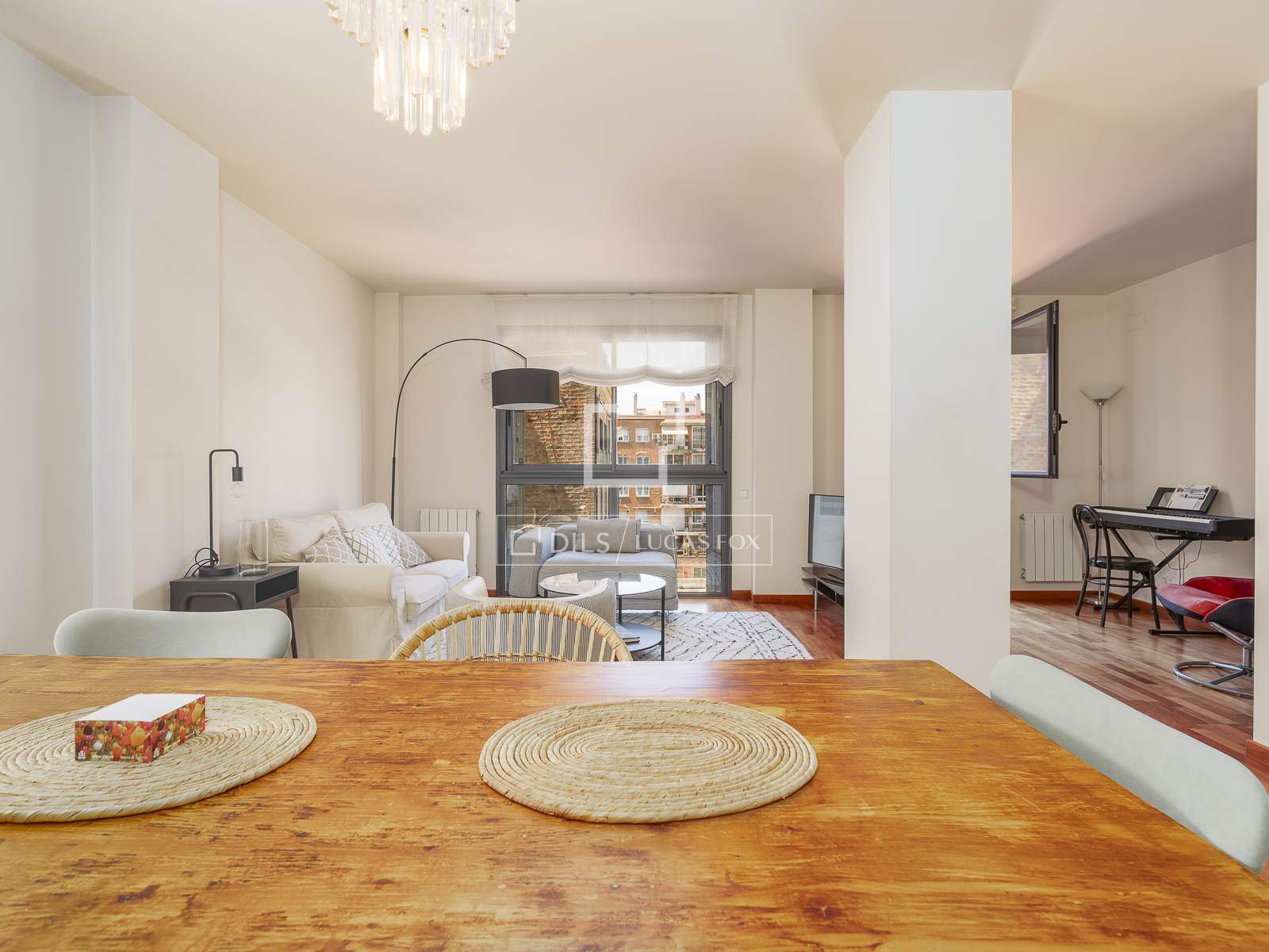 Dzīvoklis Barcelona, Spānijā 2 istabas, 105 m2 Nr. 192653
