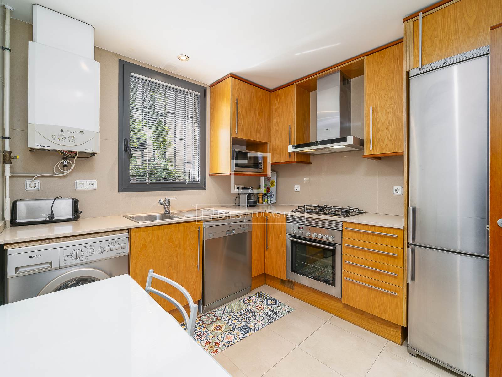 Dzīvoklis Barcelona, Spānijā 2 istabas, 105 m2 Nr. 192653