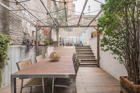 Villa in Barcelona, Spain 3 bedrooms, 136 sq.m. No. 192654