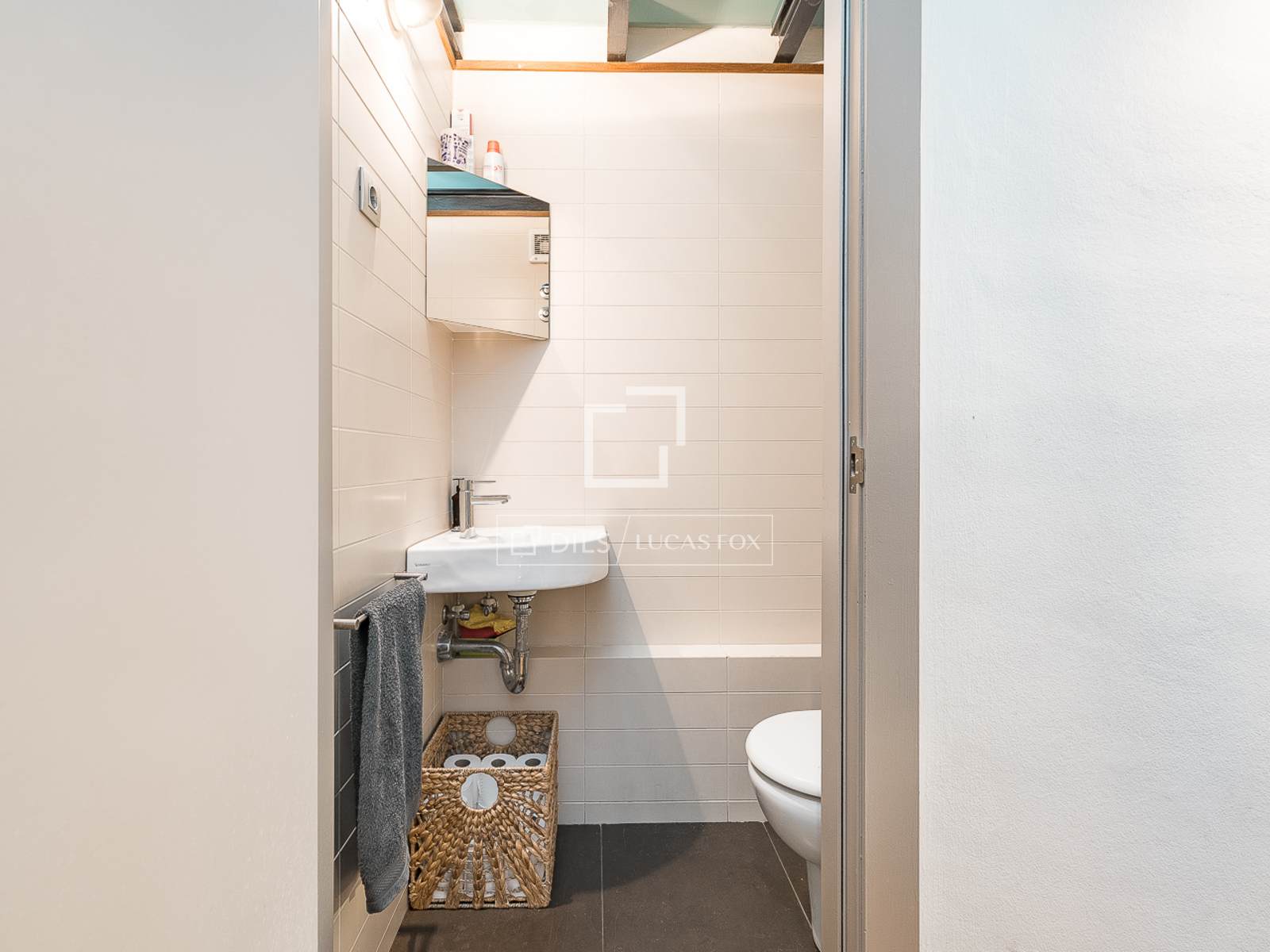 Villa in Barcelona, Spanien 3 Schlafzimmer, 136 m2 Nr. 192654