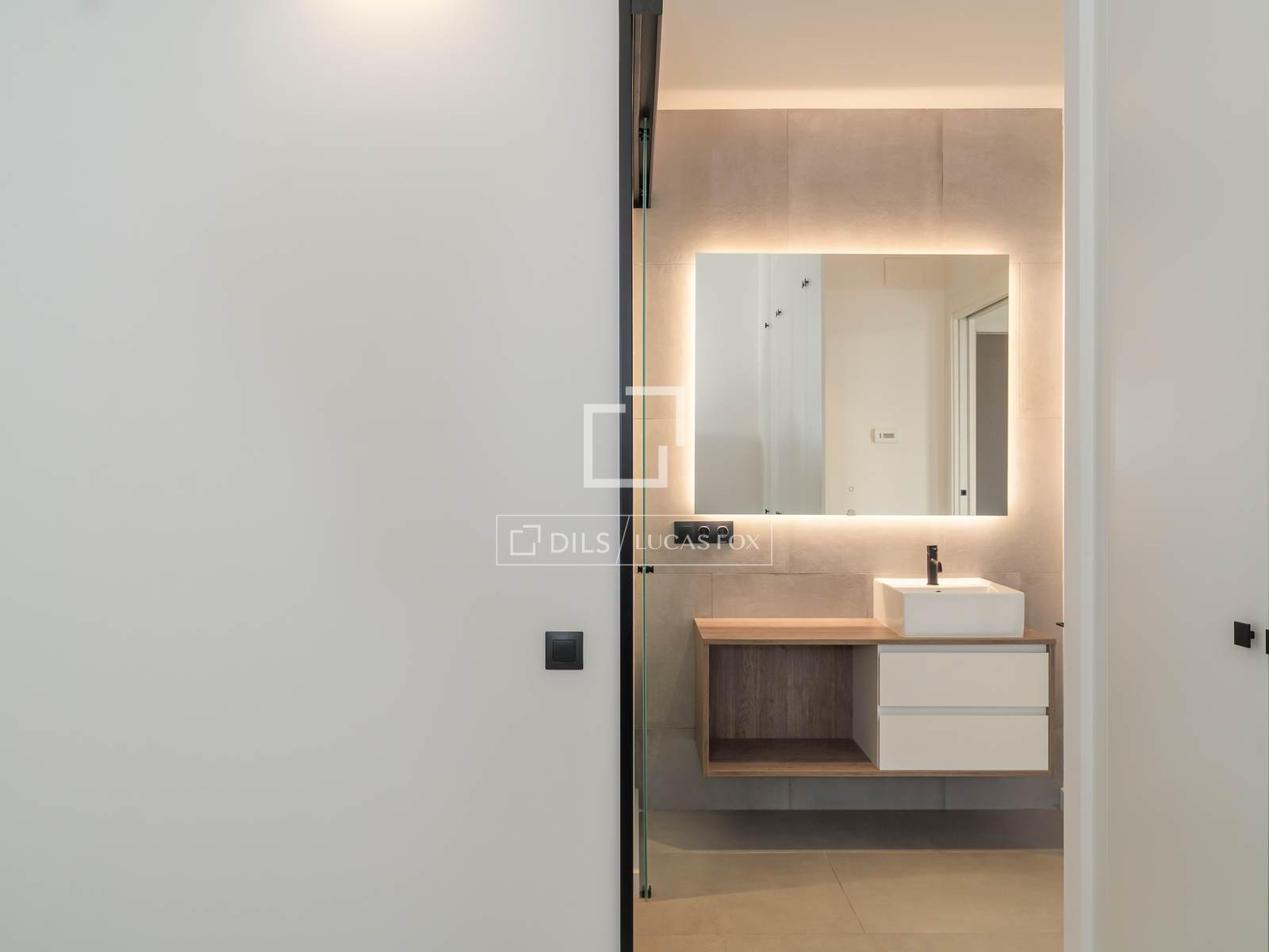 Wohnung in Barcelona, Spanien 2 Schlafzimmer, 85 m2 Nr. 192655