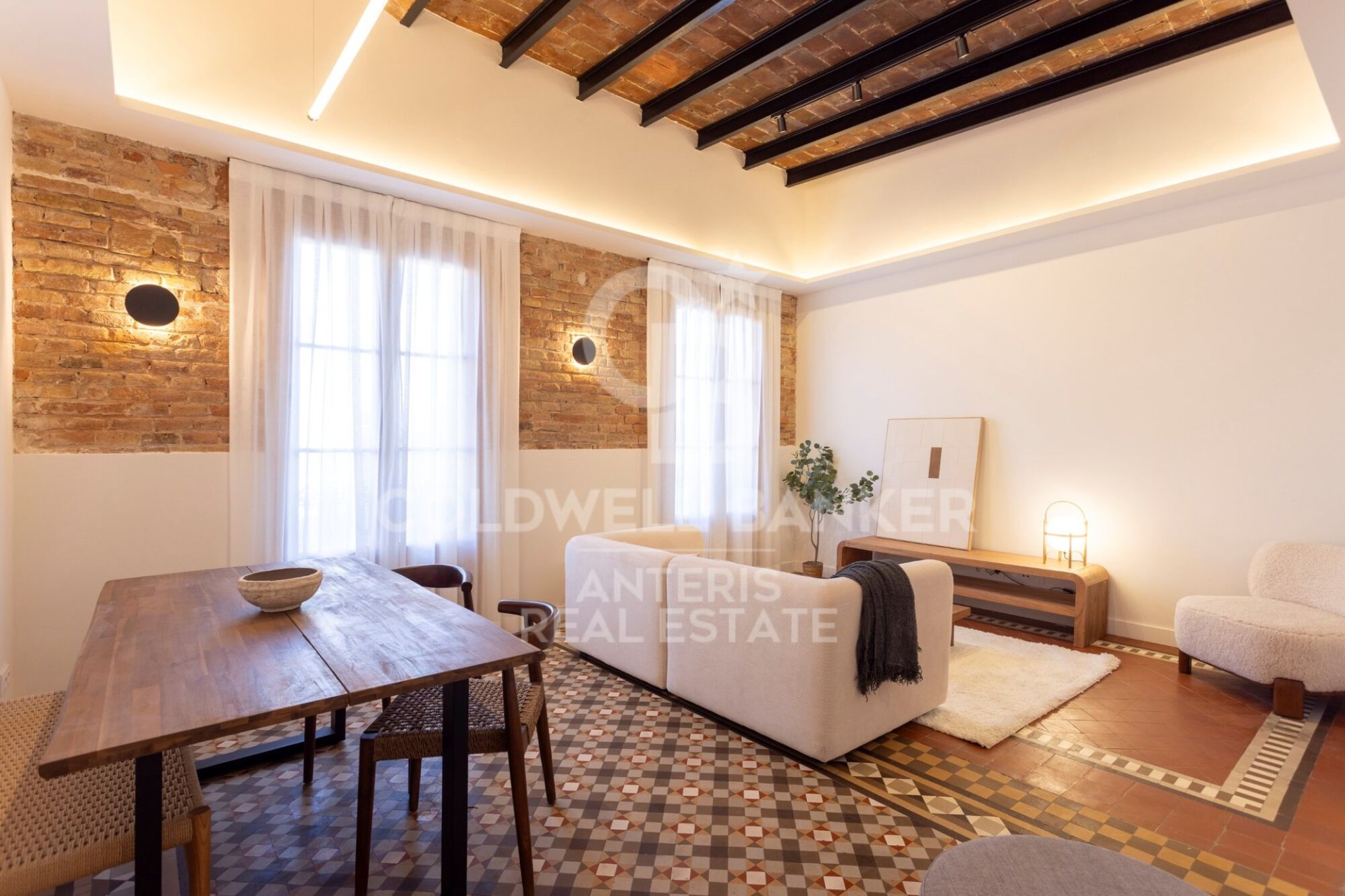 Dzīvoklis Barcelona, Spānijā 3 istabas, 117 m2 Nr. 156979