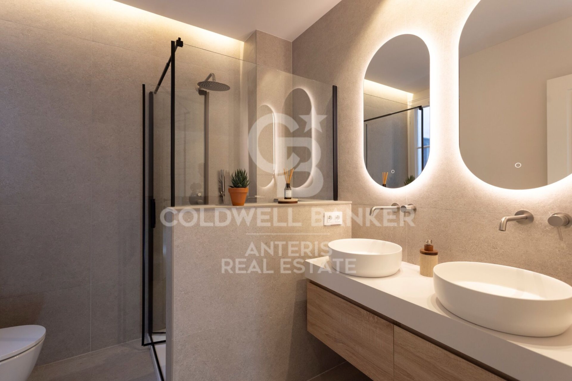 Dzīvoklis Barcelona, Spānijā 3 istabas, 117 m2 Nr. 156979