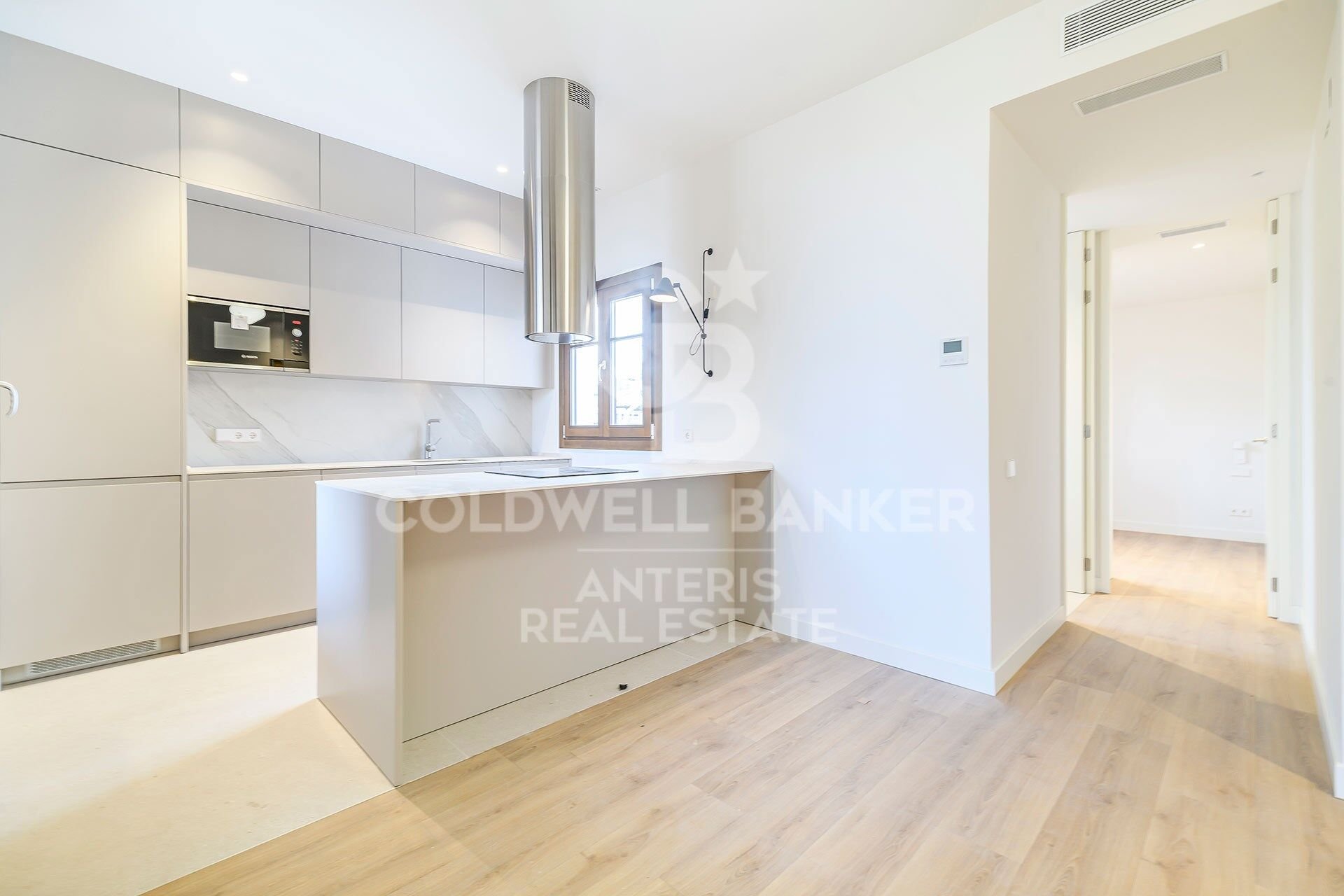 Kattohuoneisto Barcelona, Espanja 2 makuuhuonetta, 90 m2 No. 156977