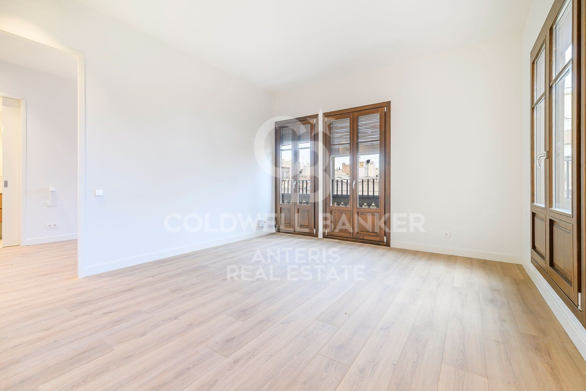 Kattohuoneisto Barcelona, Espanja 2 makuuhuonetta, 90 m2 No. 156977
