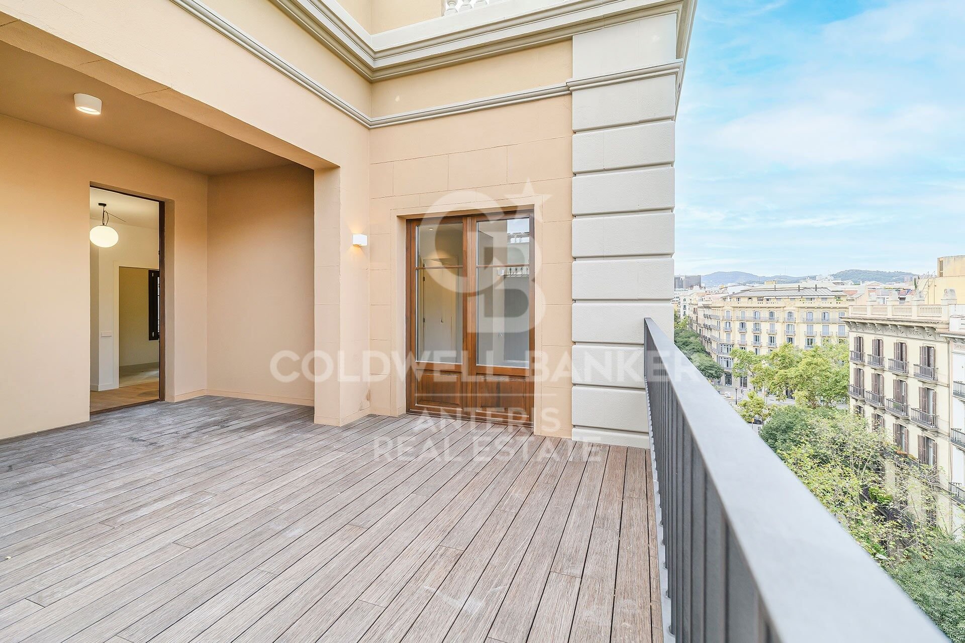 Kattohuoneisto Barcelona, Espanja 2 makuuhuonetta, 90 m2 No. 156977