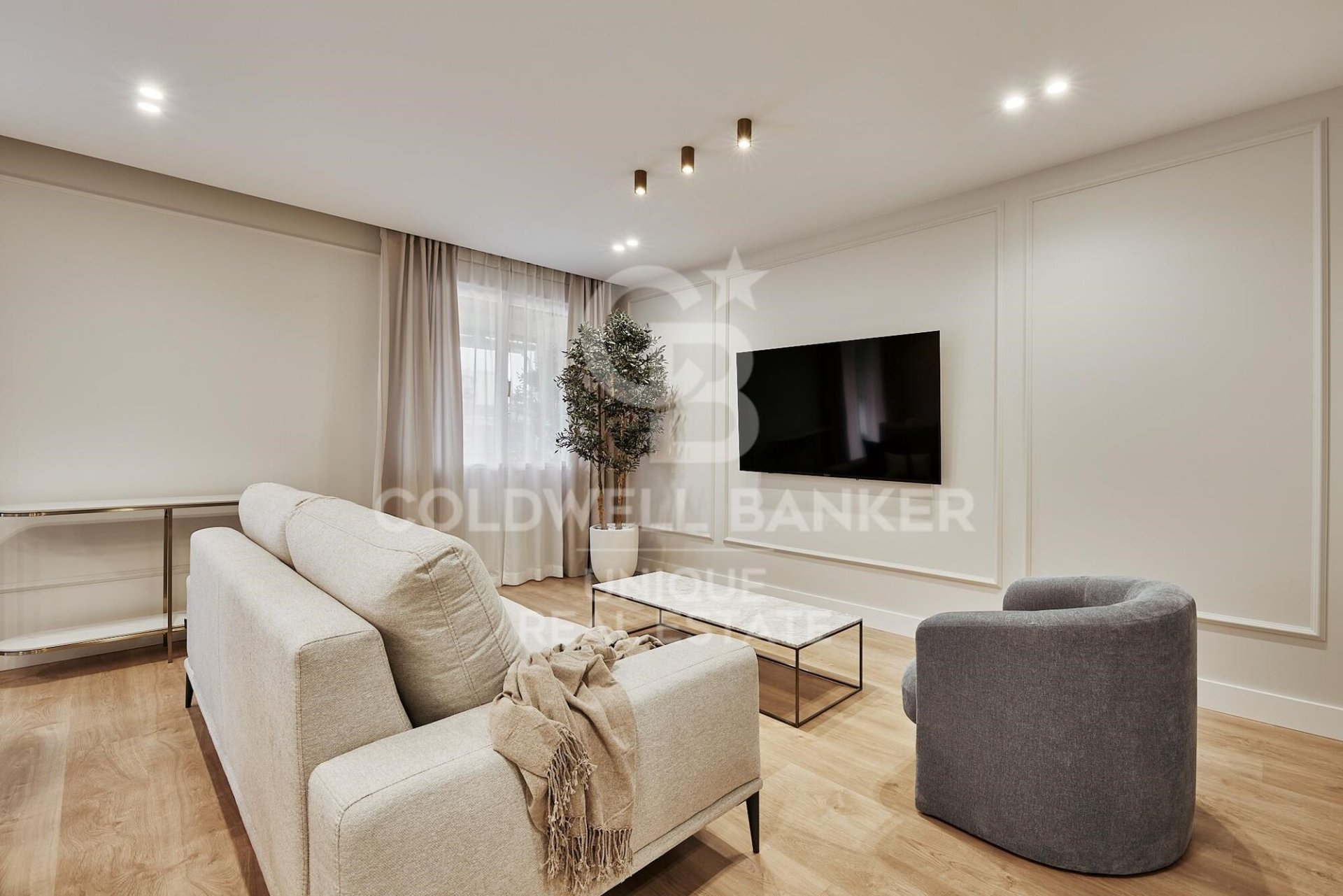 Квартира в Мадрид, Испания 3 спальни, 152м2 №156978