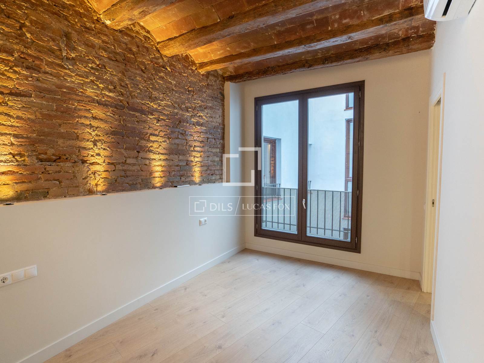 Dzīvoklis Barcelona, Spānijā 2 istabas, 83 m2 Nr. 192826