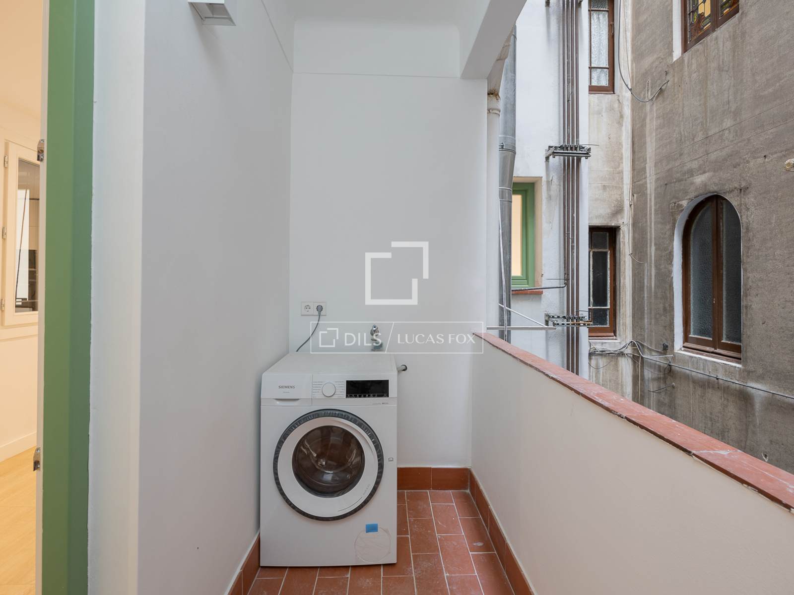 Dzīvoklis Barcelona, Spānijā 5 istabas, 134 m2 Nr. 192824