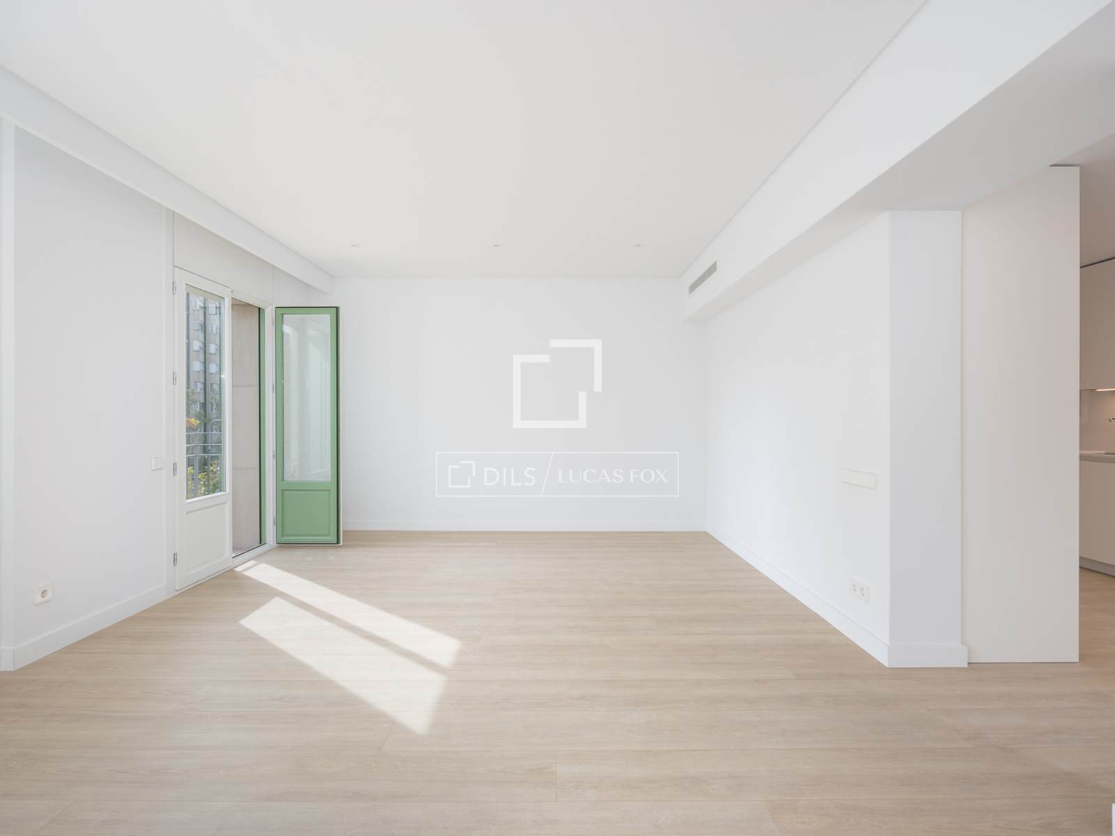 Dzīvoklis Barcelona, Spānijā 5 istabas, 134 m2 Nr. 192824