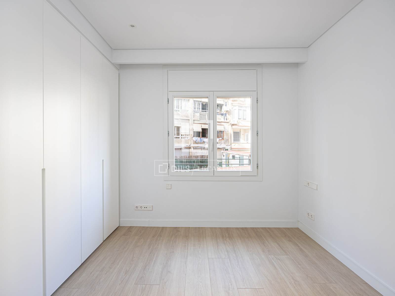 Dzīvoklis Barcelona, Spānijā 5 istabas, 134 m2 Nr. 192824