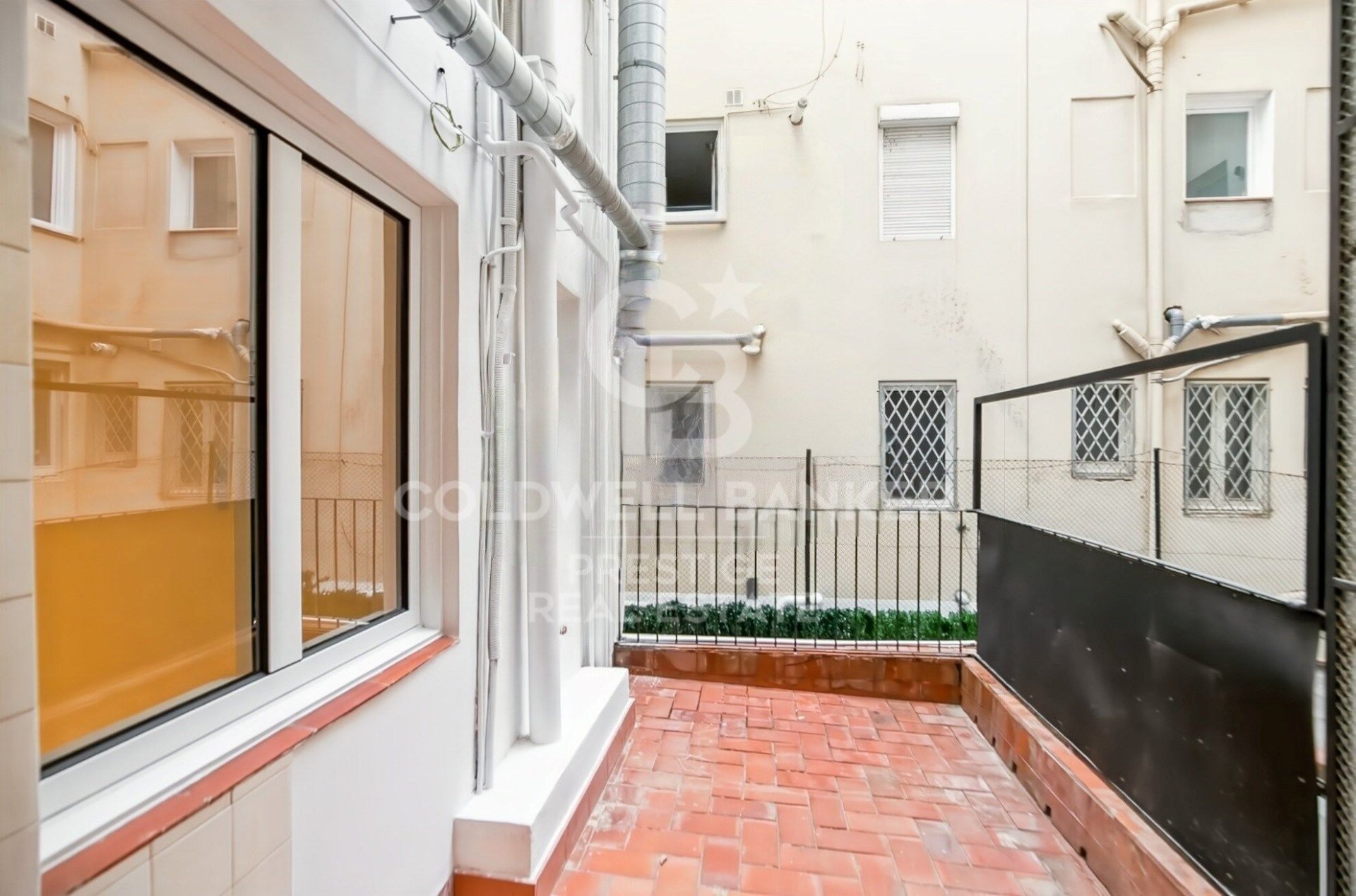 Apartamento en Barcelona, España 4 dormitorios, 169 m2 No. 157712