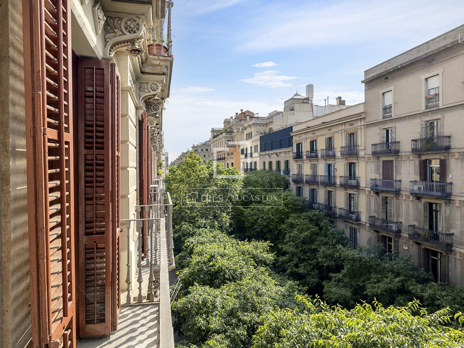 Apartment à Barcelona, Espagne 3 chambres, 205 m2 No. 166776