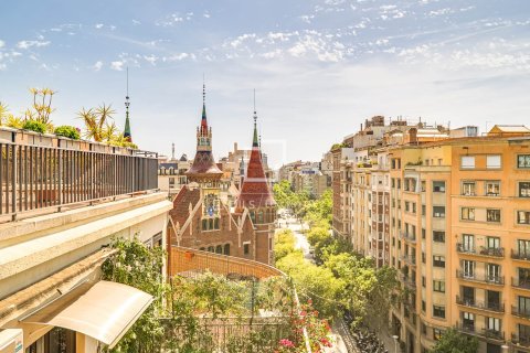 Attico a Barcelona, Spagna 3 camere da letto, 81 mq. N° 166773