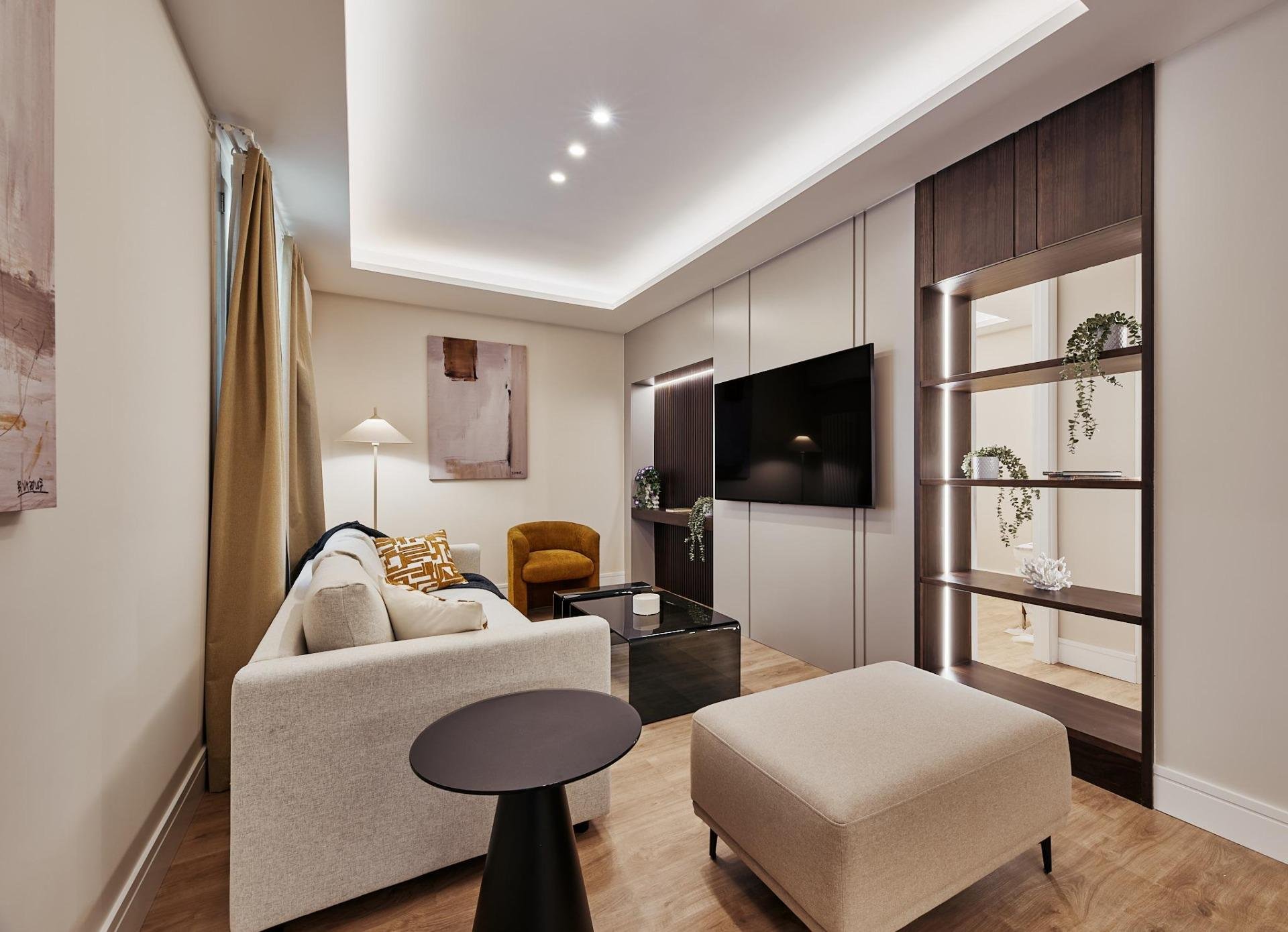 Apartment à Madrid, Espagne 3 chambres, 166 m2 No. 168093