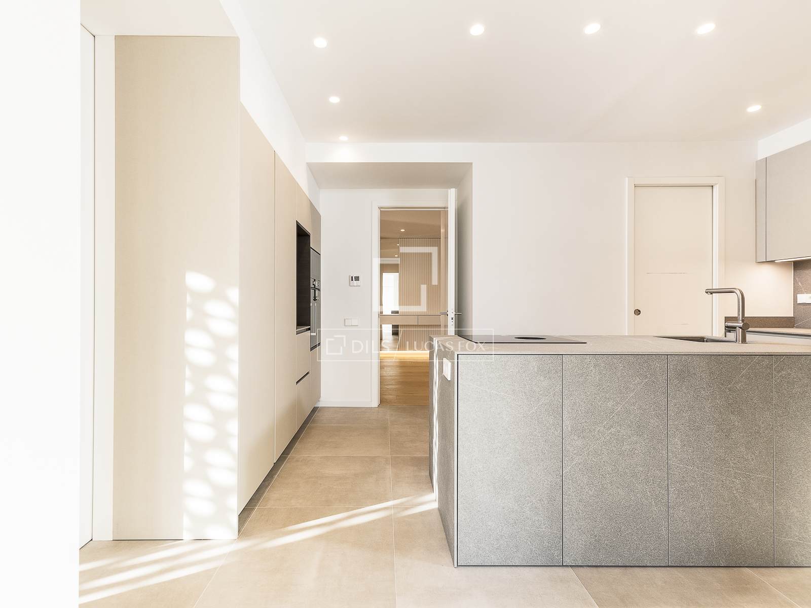 Wohnung in Barcelona, Spanien 5 Schlafzimmer, 273 m2 Nr. 150841