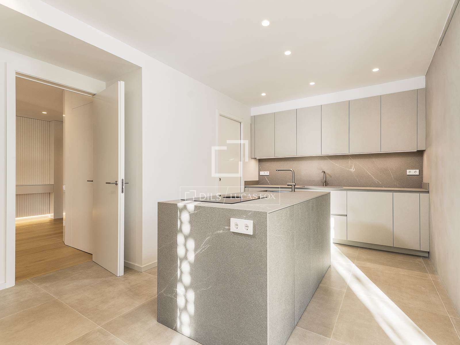 Wohnung in Barcelona, Spanien 5 Schlafzimmer, 273 m2 Nr. 150841