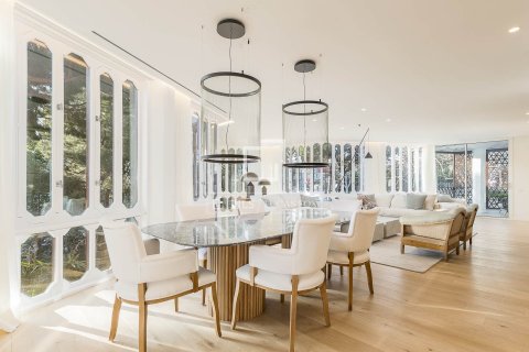 Apartament w Barcelona, Hiszpania 5 sypialni, 273 mkw. nr 150841