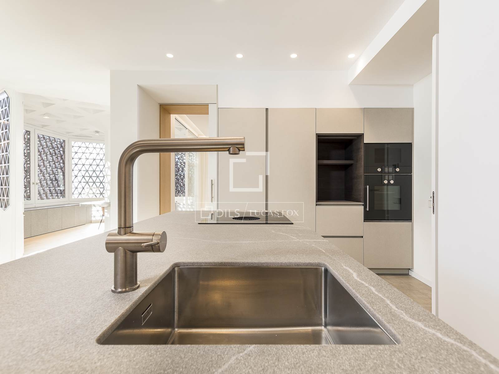 Wohnung in Barcelona, Spanien 5 Schlafzimmer, 273 m2 Nr. 150841