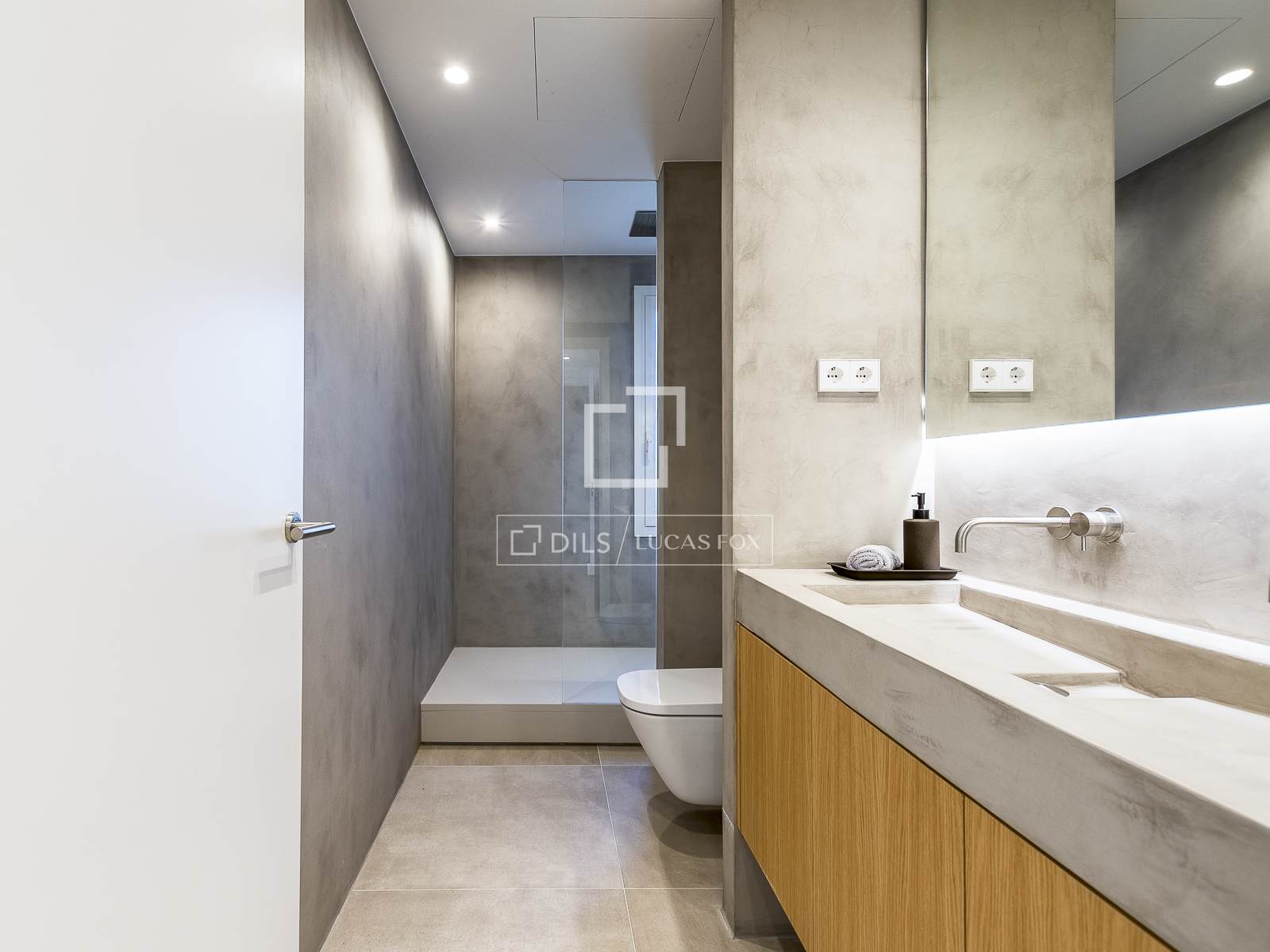 Wohnung in Barcelona, Spanien 5 Schlafzimmer, 273 m2 Nr. 150841