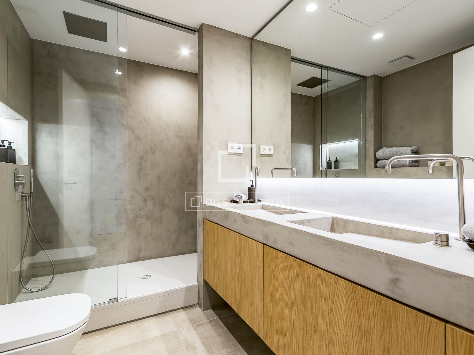 Wohnung in Barcelona, Spanien 5 Schlafzimmer, 273 m2 Nr. 150841