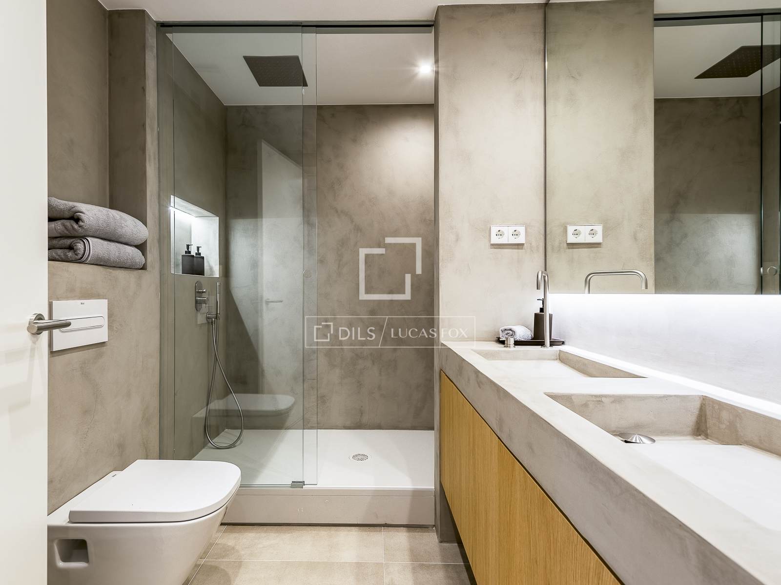 Wohnung in Barcelona, Spanien 5 Schlafzimmer, 273 m2 Nr. 150841
