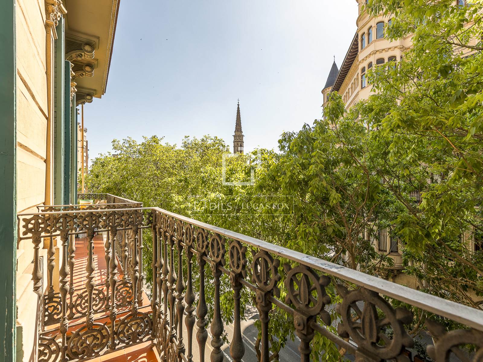 Квартира в Барселона, Испания 3 спальни, 124м2 №150842
