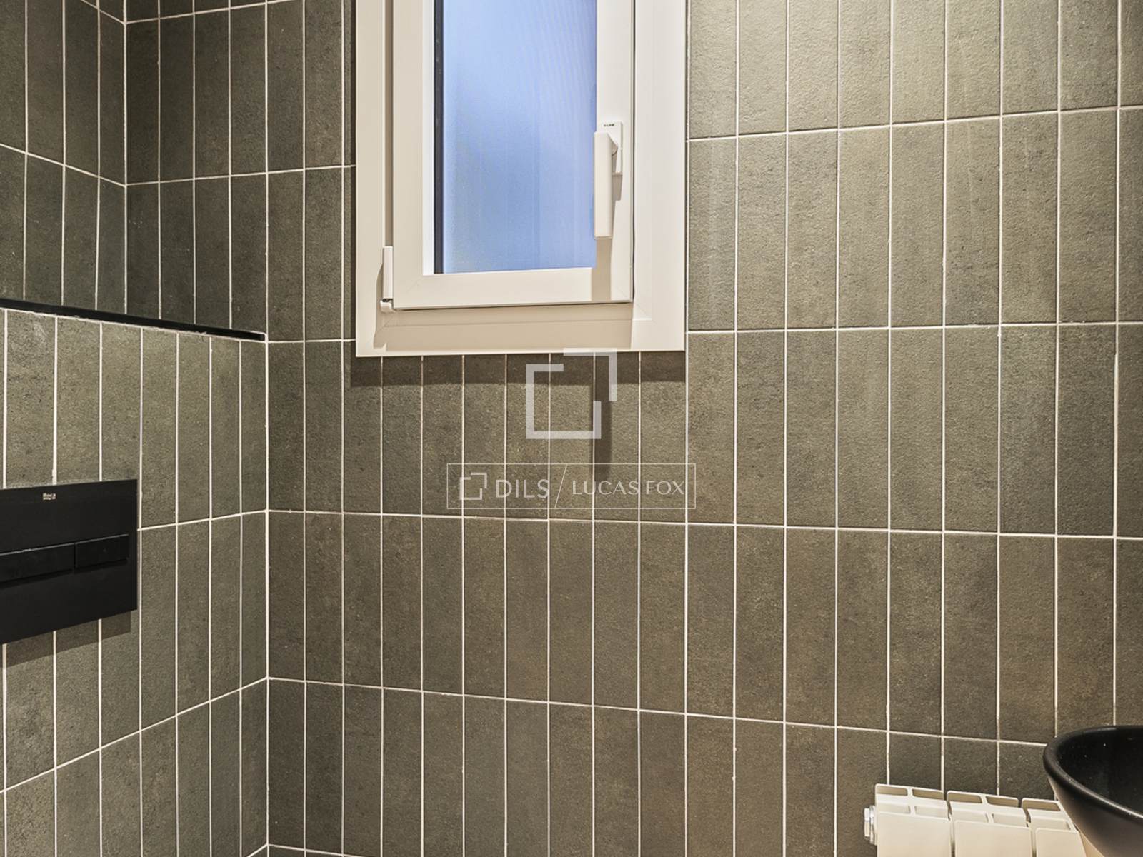 Appartamento a Barcelona, Spagna 3 camere da letto, 152 mq. N° 150840