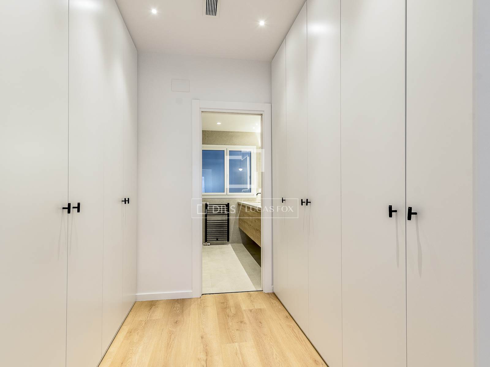 Appartamento a Barcelona, Spagna 3 camere da letto, 152 mq. N° 150840
